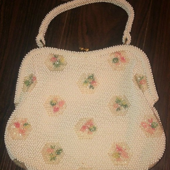 Vintage Lumured Petite Bead purse with matching mini purse and original mirror - Picture 2 of 5